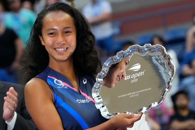 在这场激烈 在这场激烈