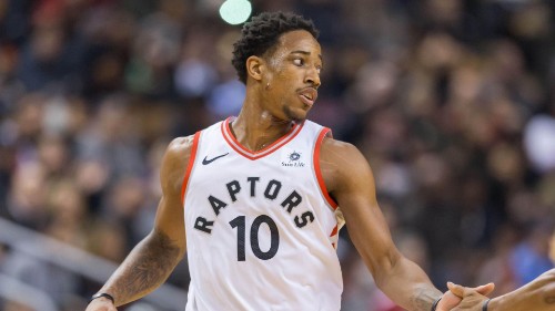 队的表现为 队的表现为