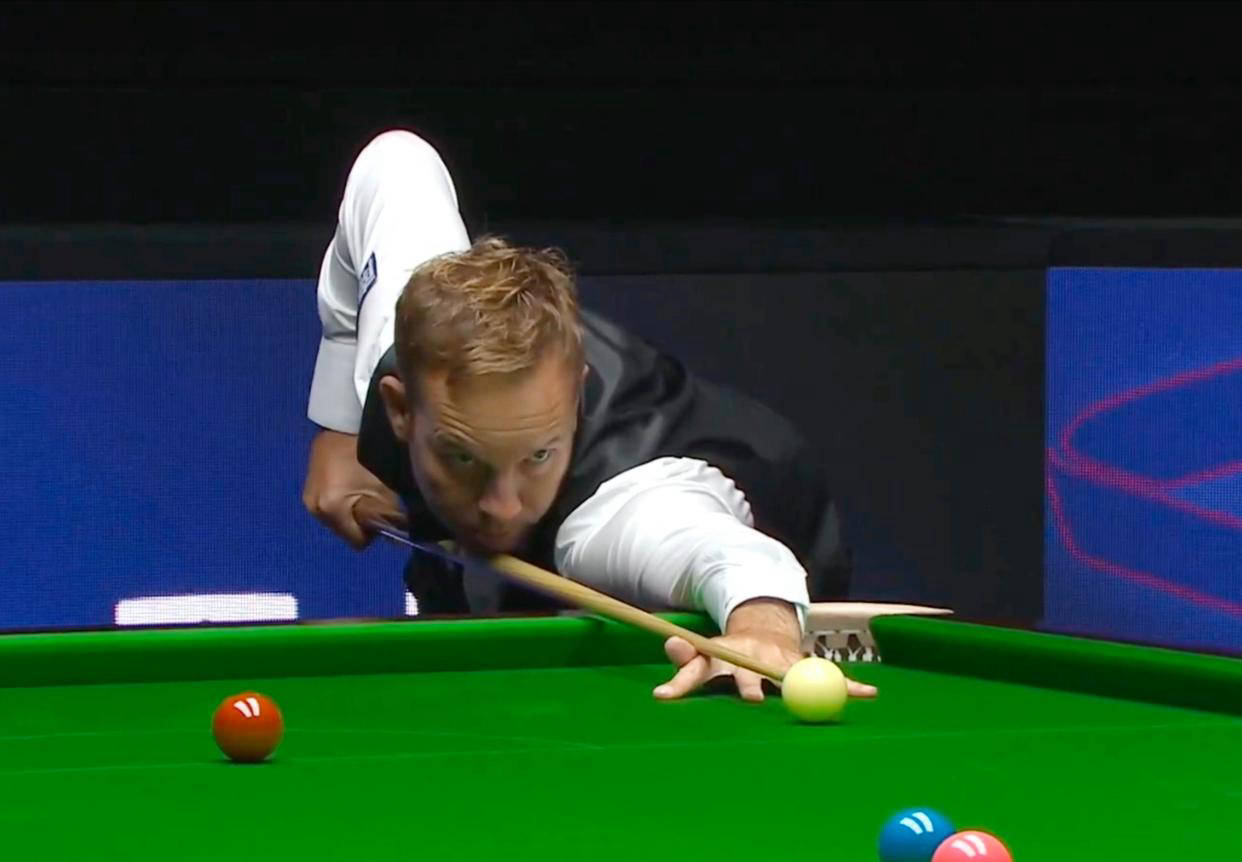 一位裁判因 一位裁判因