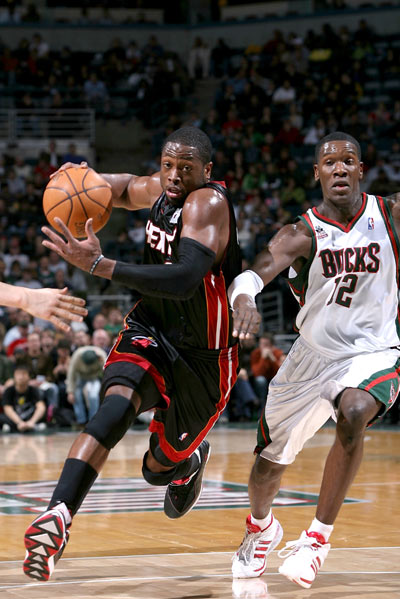 像是试探性 像是试探性