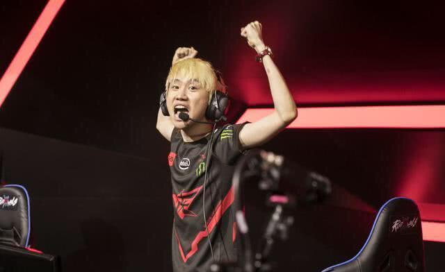 两个进球彻 两个进球彻