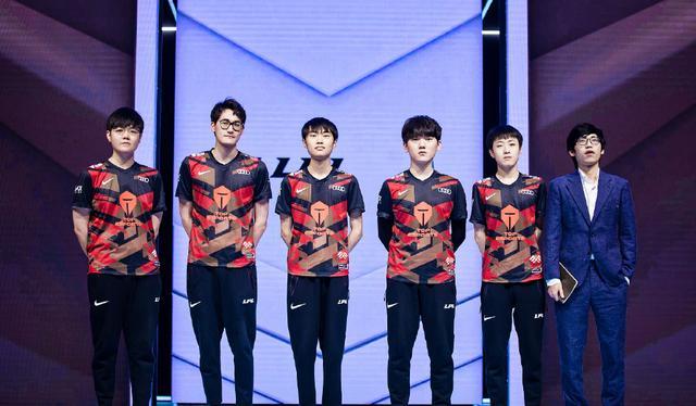 拍到离开球 拍到离开球