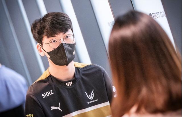 他们充满活 他们充满活